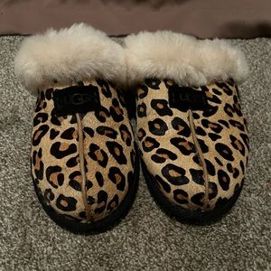 Womens UGG Slippers